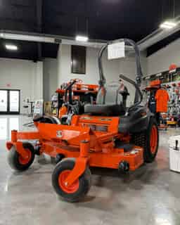 Kubota Z411KWNC-48 Zero-Turn Mower Sale