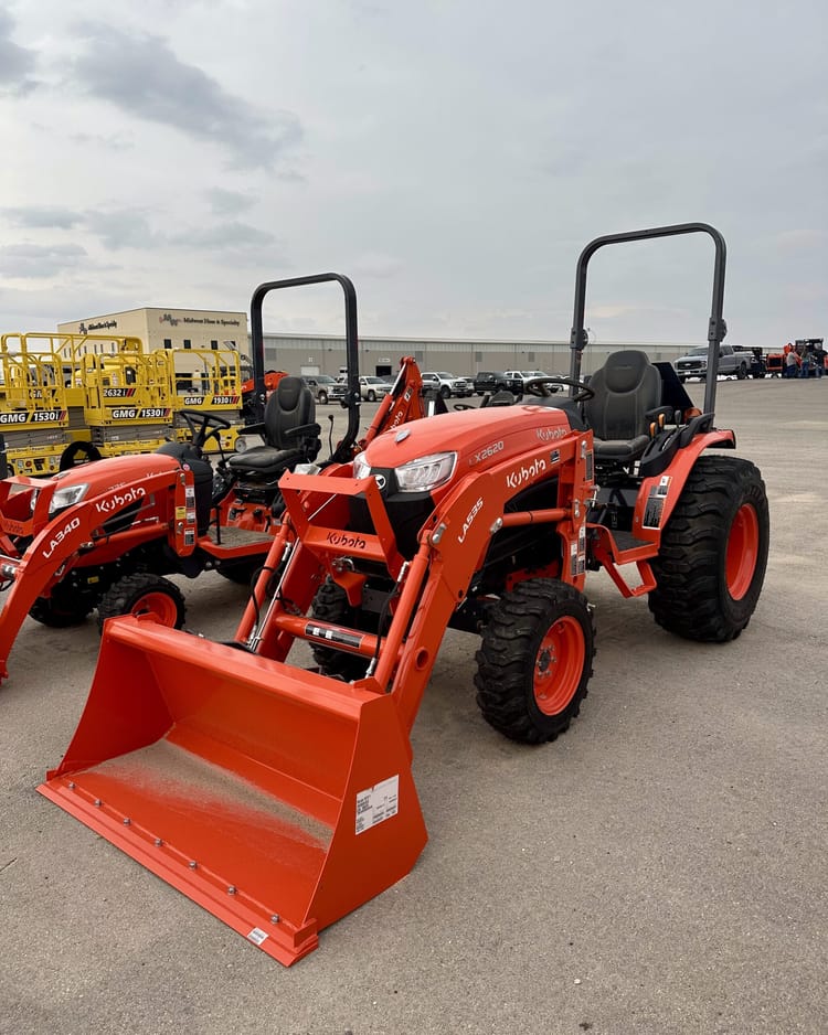 Hot Summer Sale: Kubota LX2620 Tractor