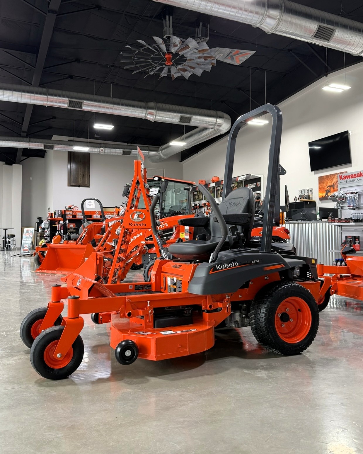ka Kubota Z232KW-42 Zero Turn Mower - Cherry Valley Tractor Sales